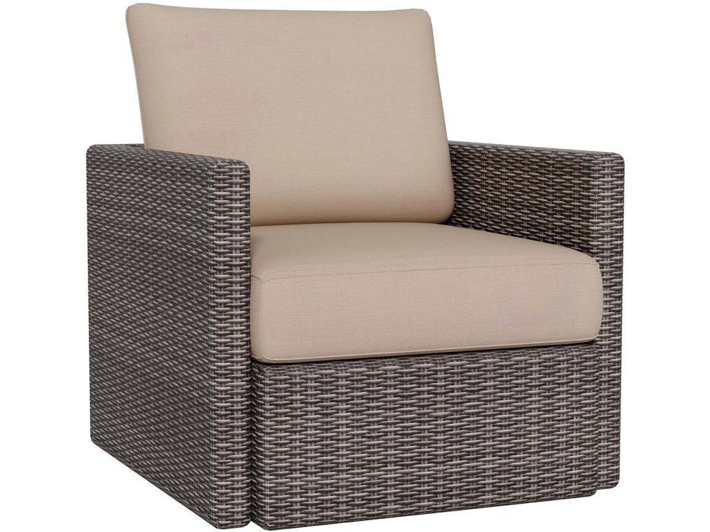 Ashford Outdoor Lounge Chair